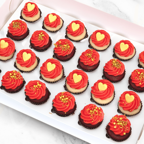 Golden Love Mini Cupcakes (24)