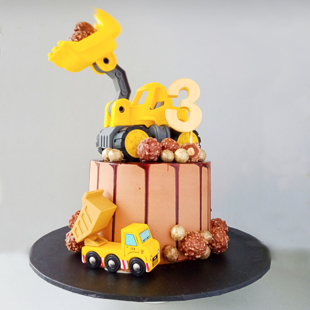 Tonka Catepillar Construction Truck Cake 