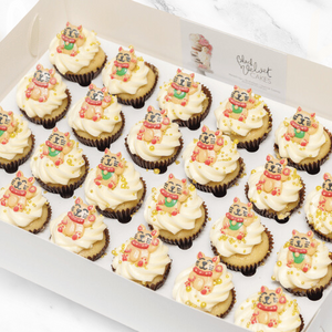 Lucky Cat Mini Cupcakes (24)