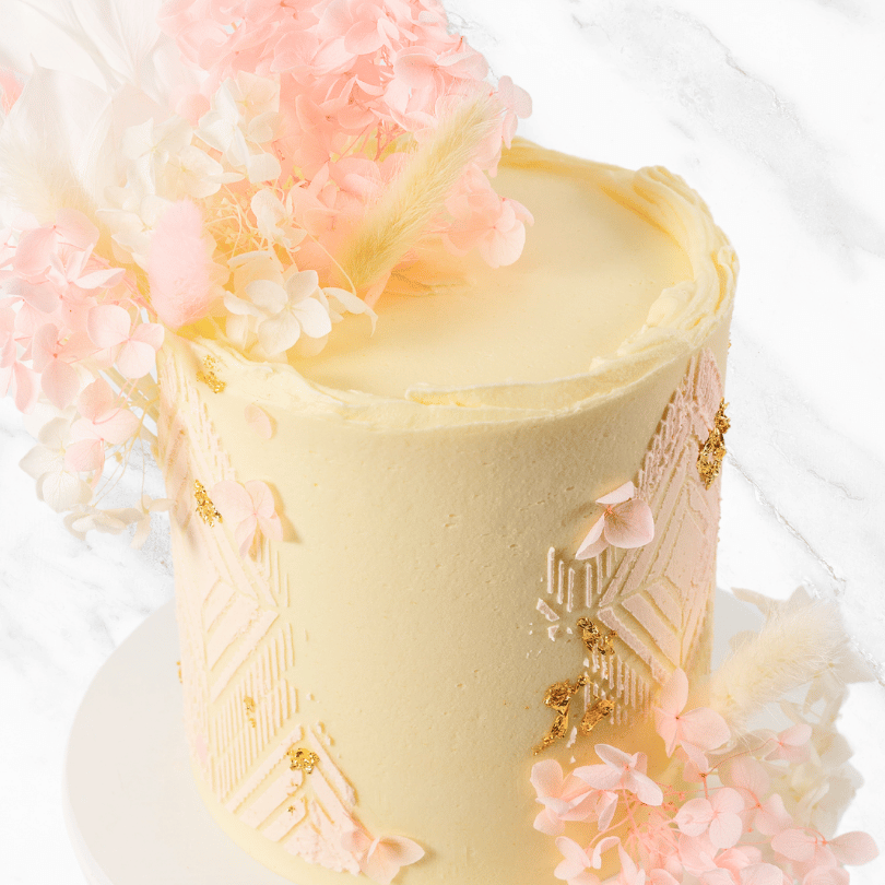 Pretty Elegant Flowers Cake-BVSydney