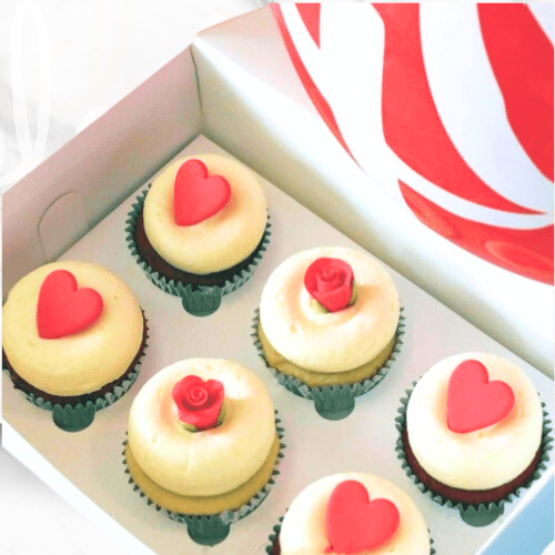 Roses and Hearts Gift Pack (6 Cupcakes, Balloon, Card)-BVSydneyCupcakes