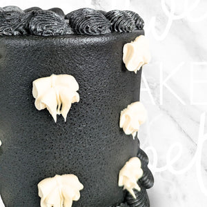 Buttercream Ribbon Vintage in Black Cake Sydney