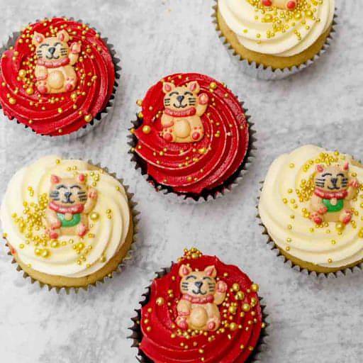 Lucky Cat Cupcakes (6)-BVSydneyCupcakes