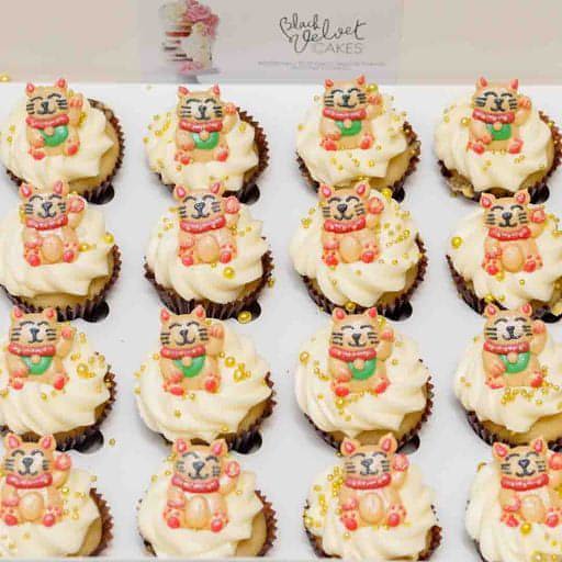Lucky Cat Mini Cupcakes (24)-BVSydneyCupcakes