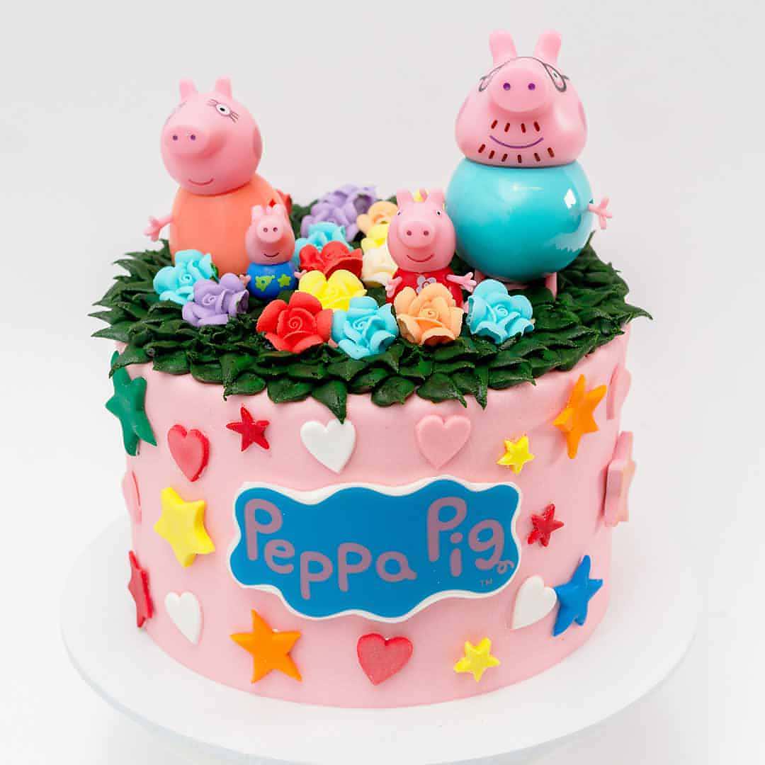 Peppa Pig Birthday Cake | Free Gift & Delivery