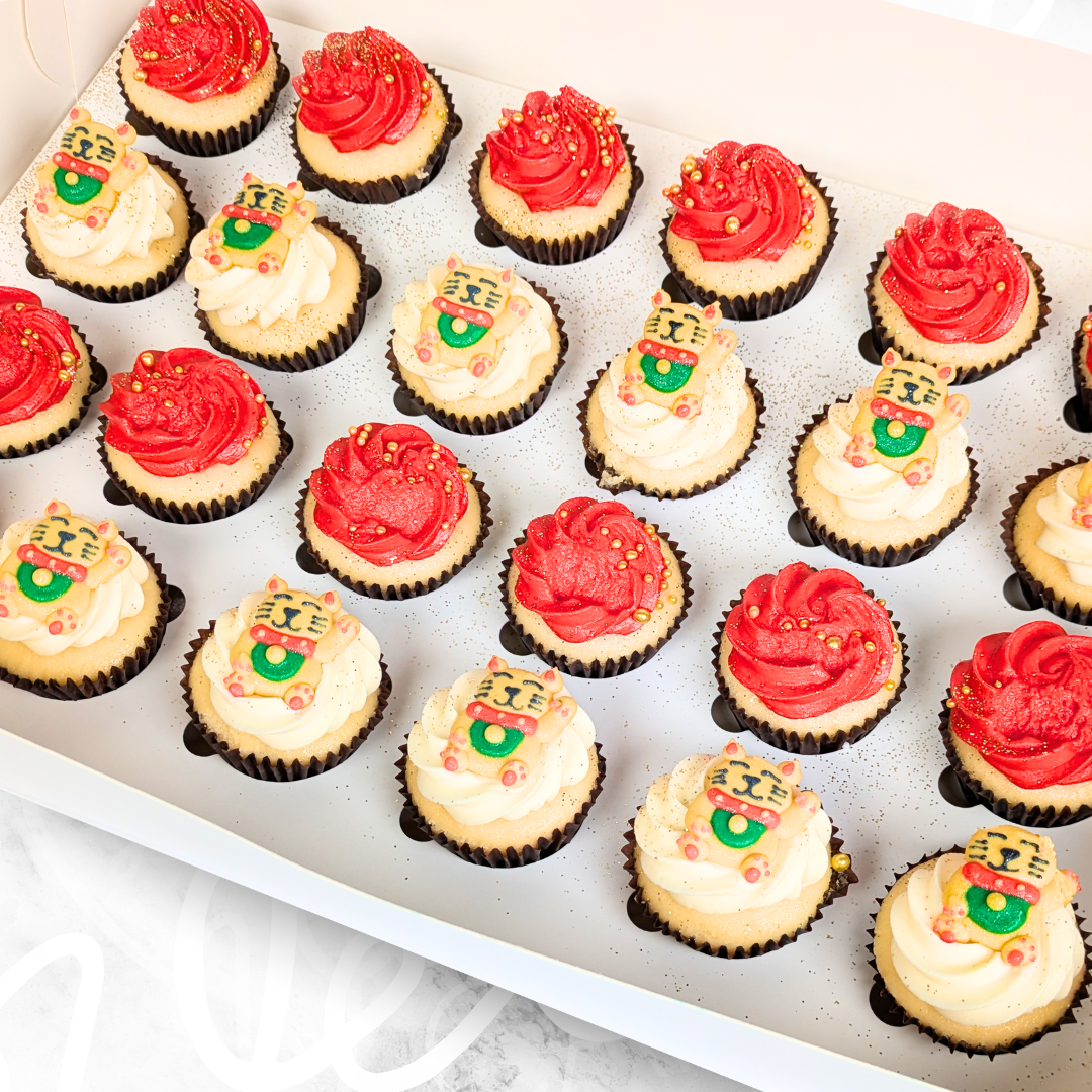 Prosperity Cat Mini Cupcakes (24)-BVSydneyCupcakes